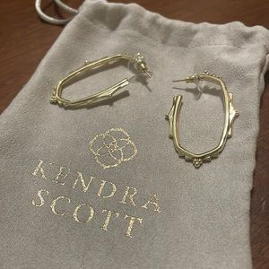 Baroque Ella Hoop Earrings in Gold